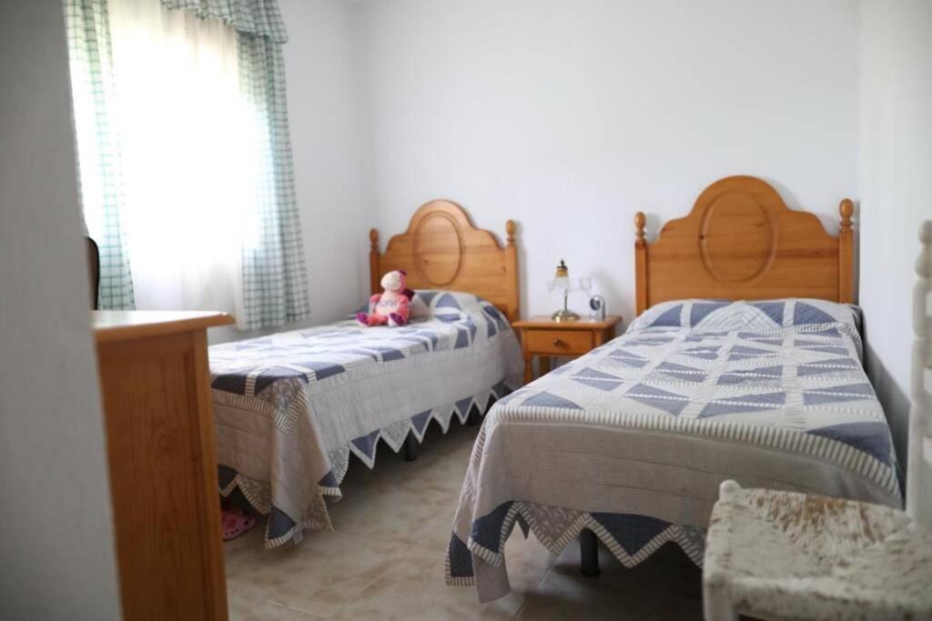 Chalet Con Piscina, Amplio Jardin Y Aire Acondicionado Chiclana de la Frontera Bagian luar foto
